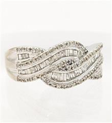 10K White Gold Lady's Engagement Ring Diamond Round Brilliant Baguette Sz8